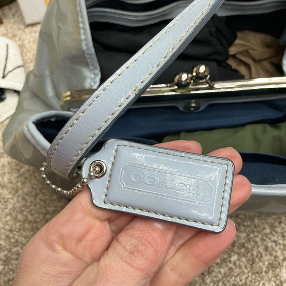 Coach Silver and Gray Shoulder Bag - Picture 6 of 11